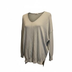 Light Green V-Neck Sweater with Soft Knit